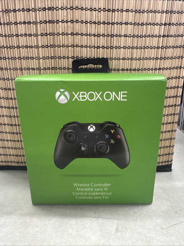 Microsoft OEM Xbox One Wireless Controller Black In Box Sealed