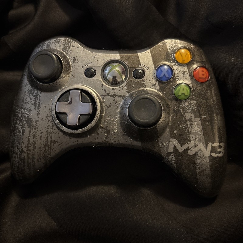 Xbox 360 Wireless Controller Call Of Duty Modern Warfare 3 Limited Edition MW3