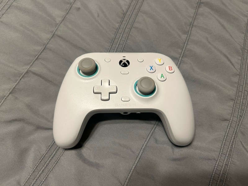 GameSir G7 SE Xbox Gaming Controller for Xbox Series X - White gallery