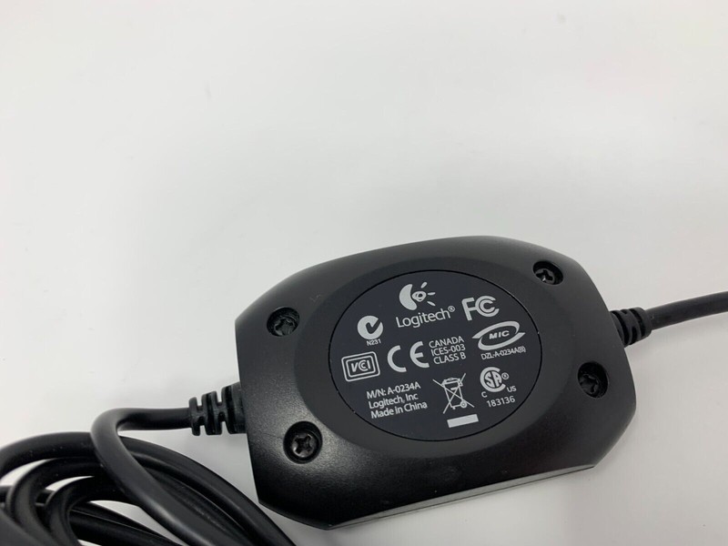 Disney Wired USB Microphone (Xbox, Playstation, Wii, PC) (Works with Rock Band) gallery
