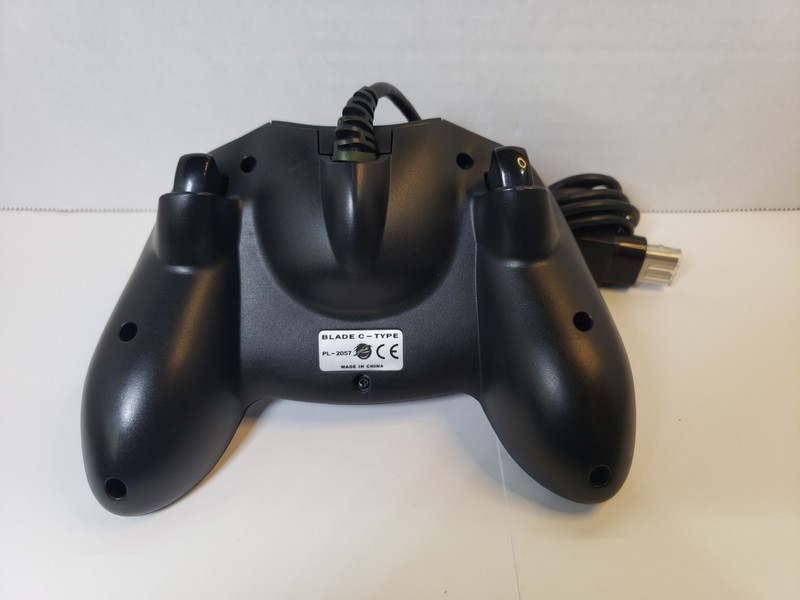 Pelican Wired Controller PL-2057 Blade C-Type For Original Microsoft Xbox Tested gallery