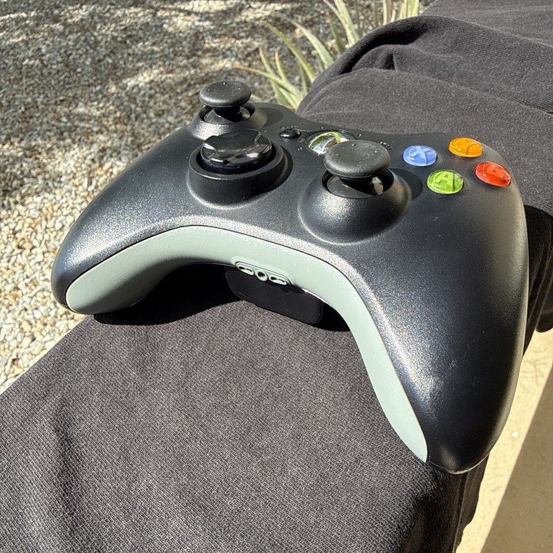Microsoft Xbox 360 Black Wireless Controller Condition-GREAT! gallery