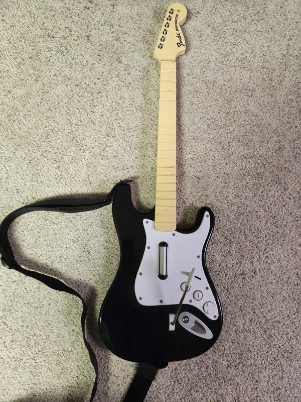 Playstation RockBand Harmonix Black Fender Stratocaster Guitar 822151 No Dongle