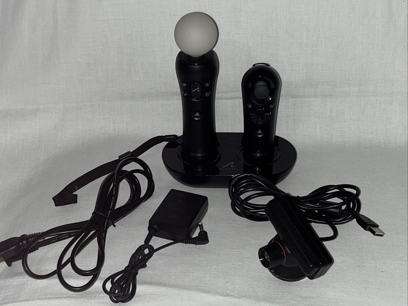 Sony PlayStation Move Bundle PS3 Motion Controller + PS Eye Camera Power Supply