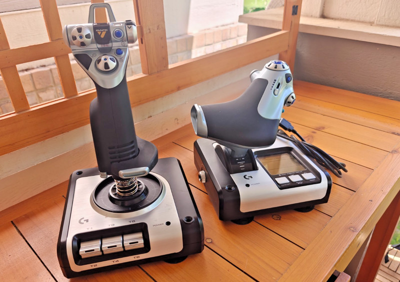 Logitech G X52 Hotas Throttle and Flight Stick-Working Condition
