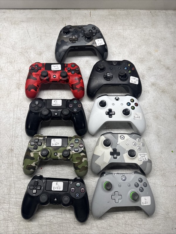 Lot of 9 Xbox One & PlayStation 4 Controllers OEM Parts Repair
