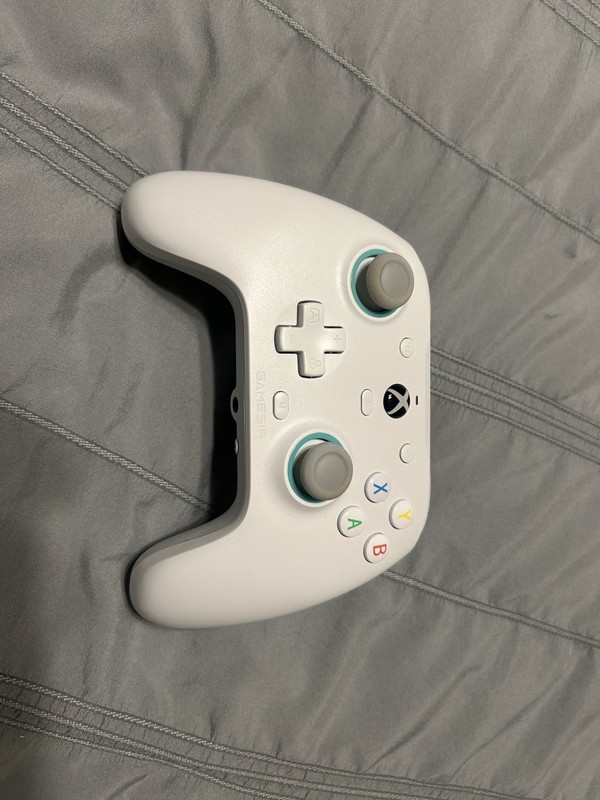 GameSir G7 SE Xbox Gaming Controller for Xbox Series X - White gallery