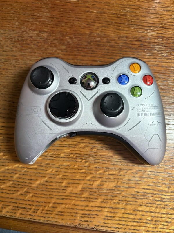Microsoft Xbox 360 Halo Reach Edition Wireless Video Game Controller ( Parts )