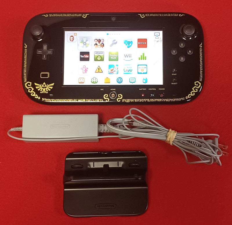 Nintendo WII U Legend Of Zelda Wind Waker HD Gamepad & Charger Only WUP-010