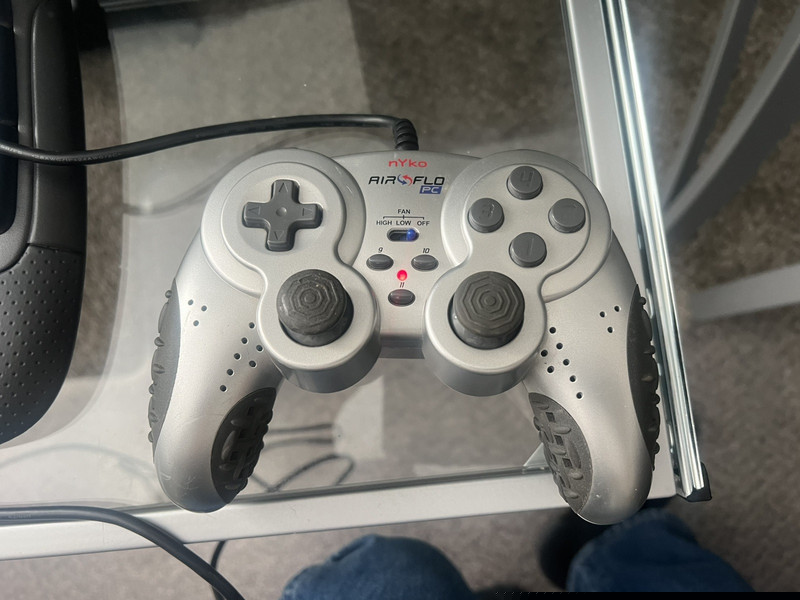 Nyko Air Flo PC Gaming Controller Silver Model 80650-H06