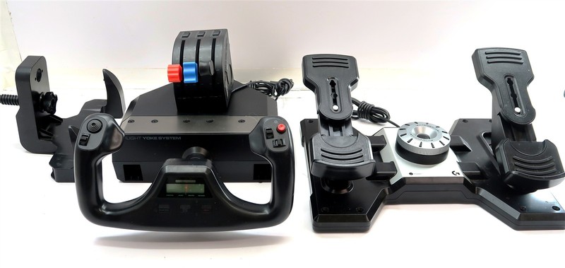 Logitech Pro Flight Yoke System & Flight Rudder Pedals J-U0004 U0005 Controllers
