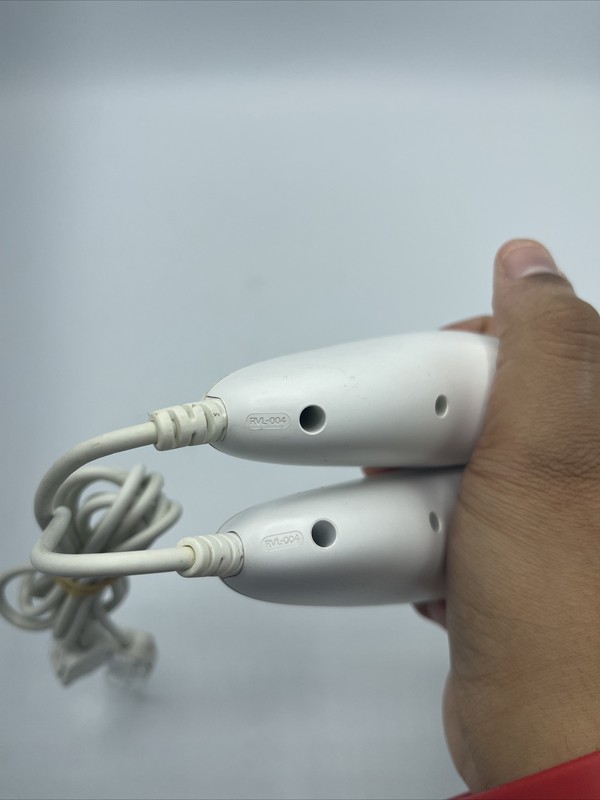 Nintendo Wii Motion Plus Remote Wiimote Controller OEM Mario Limited Edition Red gallery