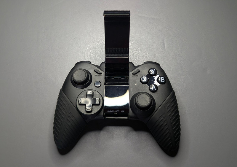 EVO VR Wireless Bluetooth Controller for Smartphones [ Pro Level ] gallery
