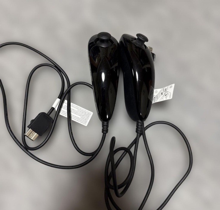 Official Nintendo Wii Nunchuk Controller Set of 2 Black Tested