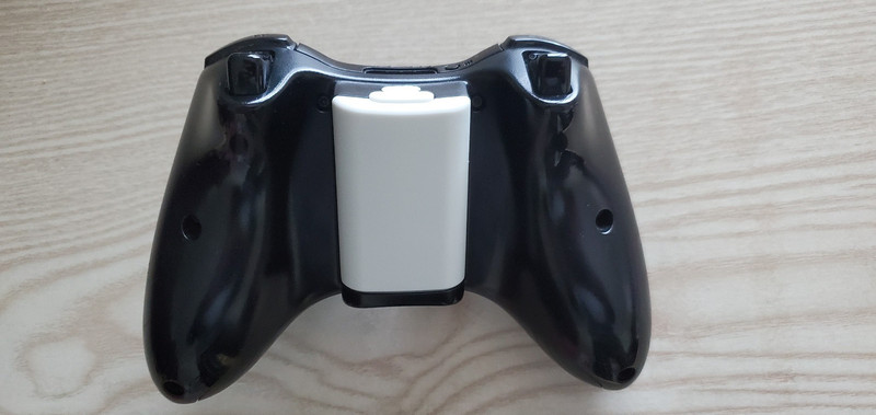 OEM Microsoft Xbox 360 & PC Windows Black Wireless Controller - For Repair gallery