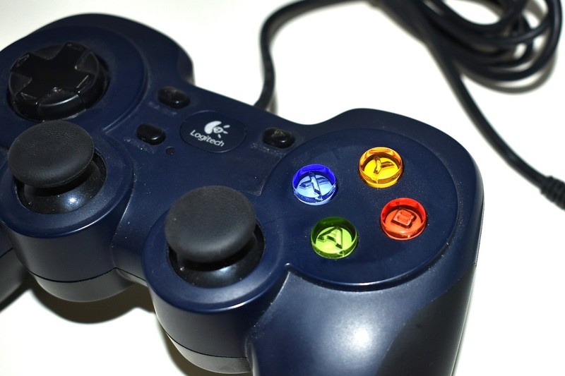 Logitech F310 (940-000110) Gamepad - USB Wired - Windows 11 10 8 7 - Tested gallery