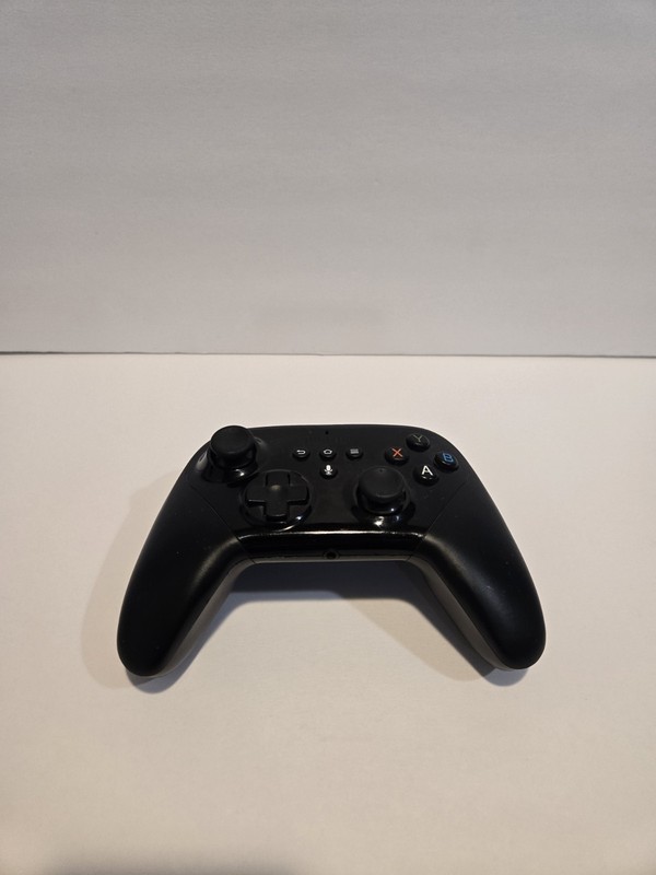 Amazon Fire TV Game Controller (DE38UR) FOR PARTS/DAMAGED
