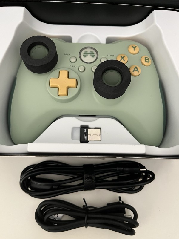 BEITONG Asura 2 Wireless Gaming Gamepad Controller NEW Open Box gallery