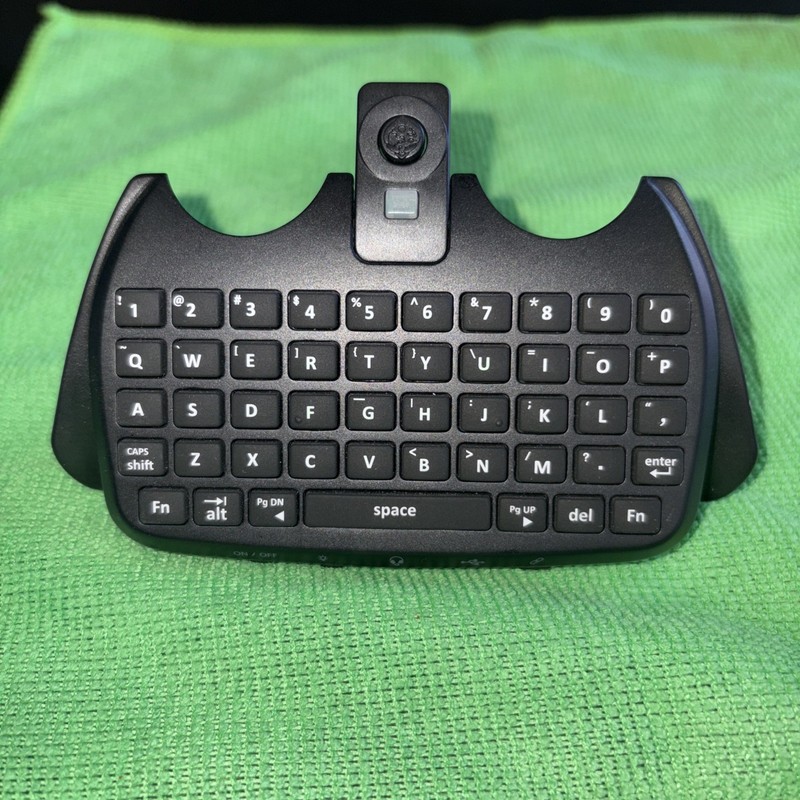 Collective Minds PS5 Controller Keyboard Attachment – Backlit Bluetooth Wireless