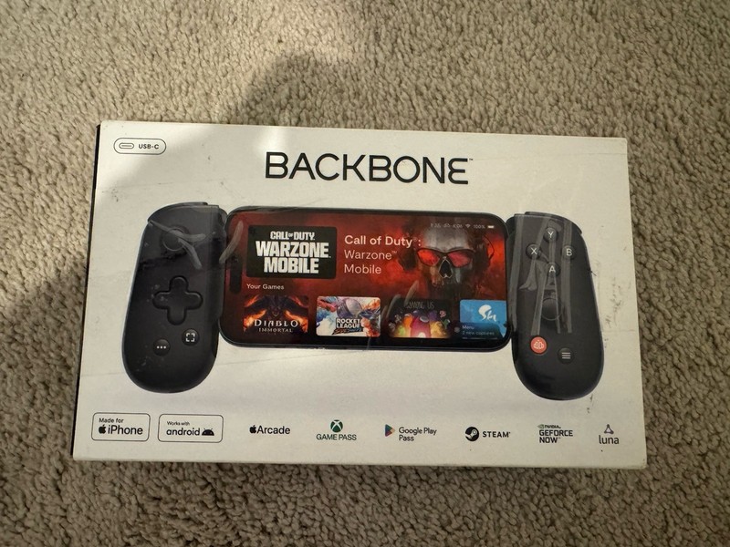 New 2nd Gen Backbone (USB-C) Mobile Gaming Controller – iPhone/Android – Black