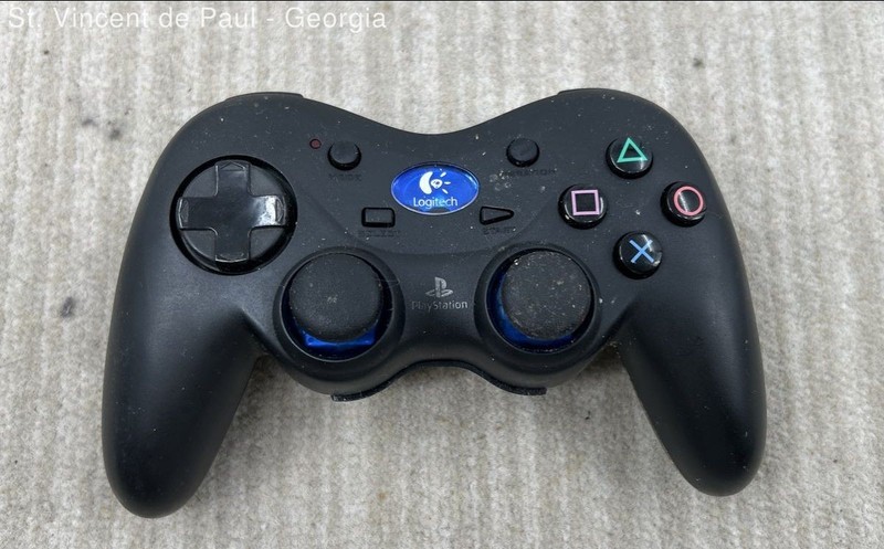 Logitech PlayStation 2 PS2 Cordless Action Controller G-X2D11 No Dongle/Receiver