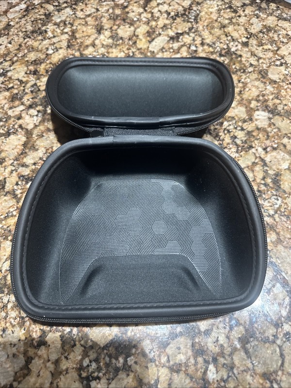 Scuff Gaming Controller Carrying Case PS5 Dualsense Controller