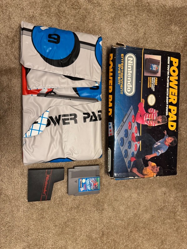 Power Pad (Nintendo NES) near-CIB COMPLETE w/ nice shape pad, video game, box