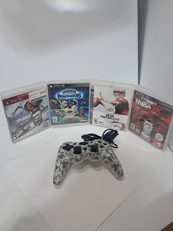 Snakebyte Playstation 3 PS3 Basic USB Wired Controller With 4 PS3 Games (c)