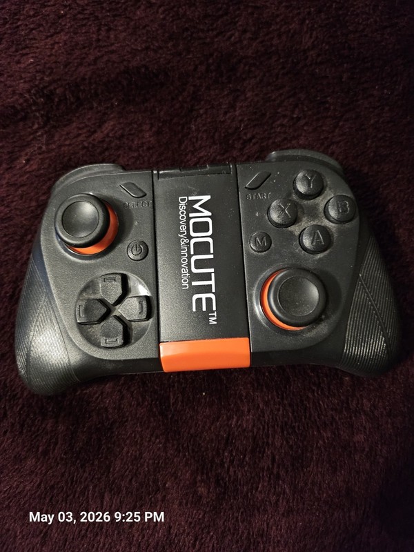 Mocute-050 Wireless Bluetooth Gamepad Controller Black Orange for Android iOS