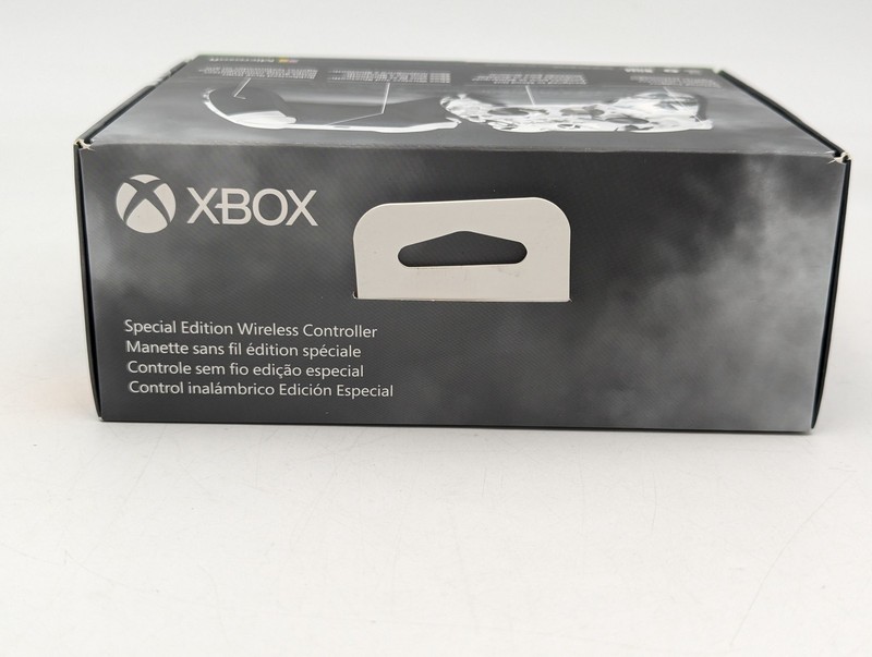 Microsoft Storm Breaker Special Edition Wireless Xbox Controller | EP2-29563 gallery