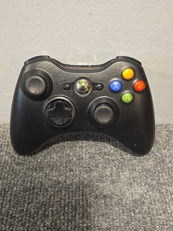 Microsoft NSF-00023 Gamepad for Xbox 360 – Black