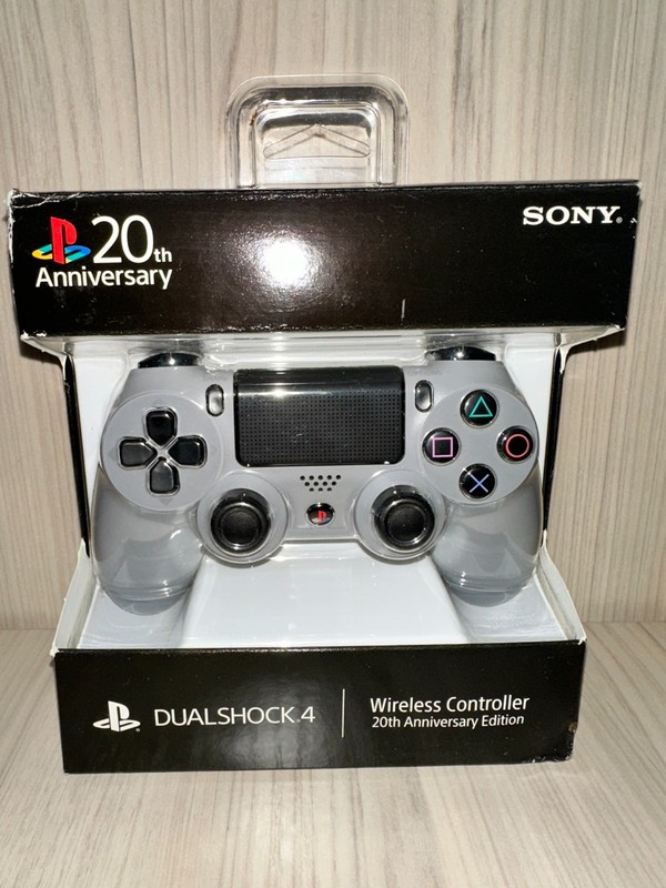 BRAND NEW IN BOX Sony PlayStation 4 PS4 DualShock 4 20th Anniversary Gray