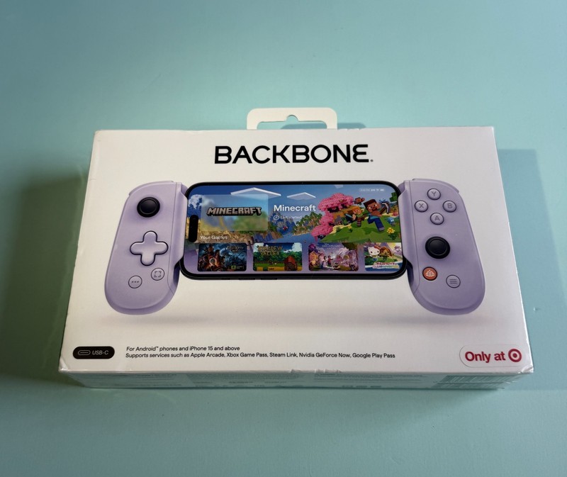 Backbone Pro Mobile Wireless USB-C Gaming Controller Purple Bluetooth Excellent