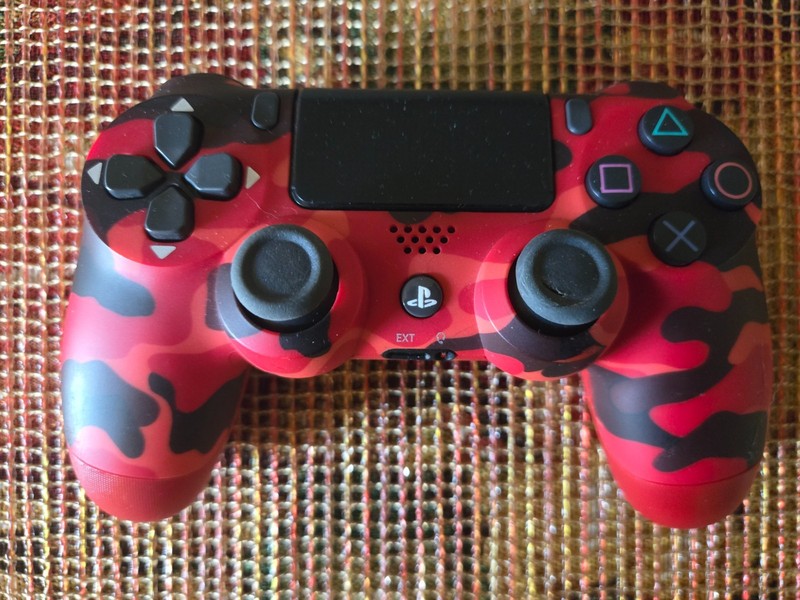 Official Sony PlayStation PS4 Red Camo Dualshock Wireless Controller CUH-ZCT2E