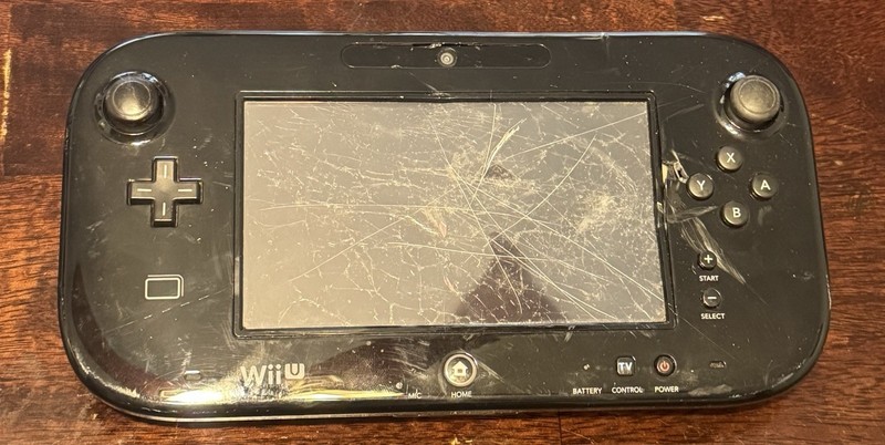 Nintendo Wii U Black Gamepad – Cracked Screen WUP-010 USA – For Parts Repair