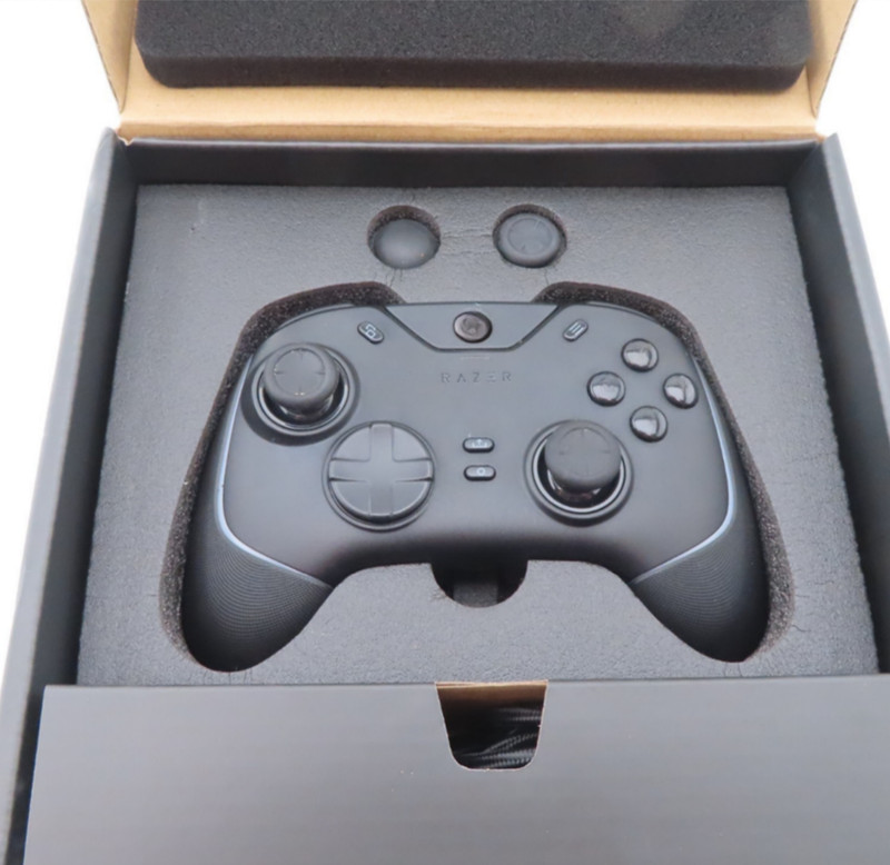 Razer Wolverine v2 Chroma Wired Gaming Pro Controller for Xbox PC USED gallery