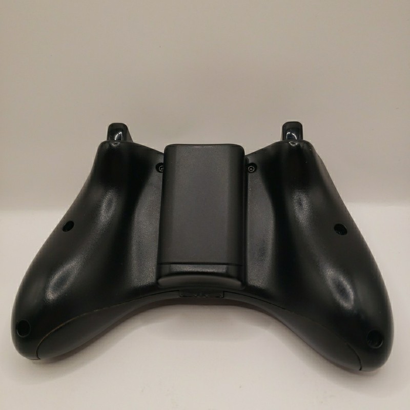 2 Microsoft Xbox 360 Wireless Controllers - Glossy Black & White For Parts Only gallery