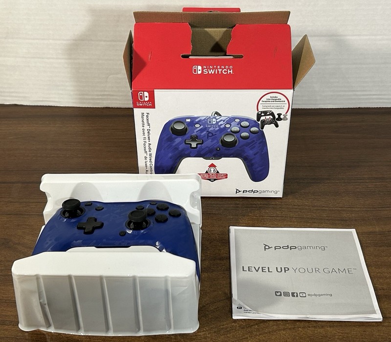 PDP Nintendo Switch Faceoff Deluxe Gaming Controller Camo Purple