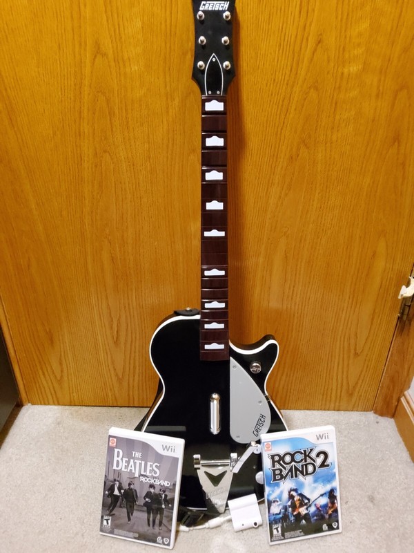 Beatles Gretsch DuoJet Harmonix Rockband Wii Guitar Bundle w/ Strap Dongle Games