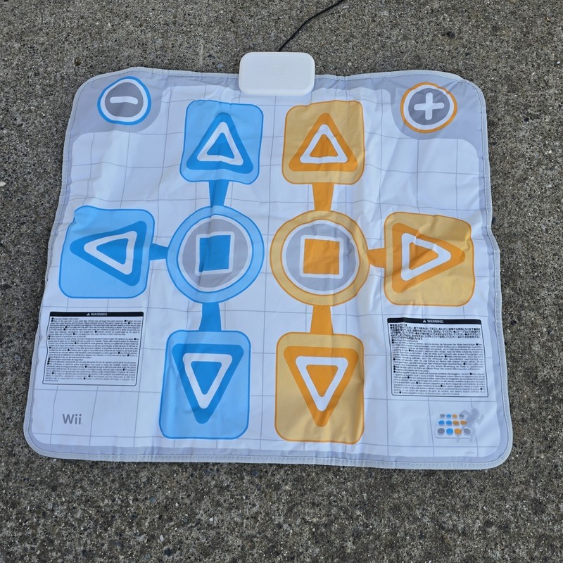 Nintendo Wii Dance Pad Bandai Namco BC-001 Dance Dance Revolution