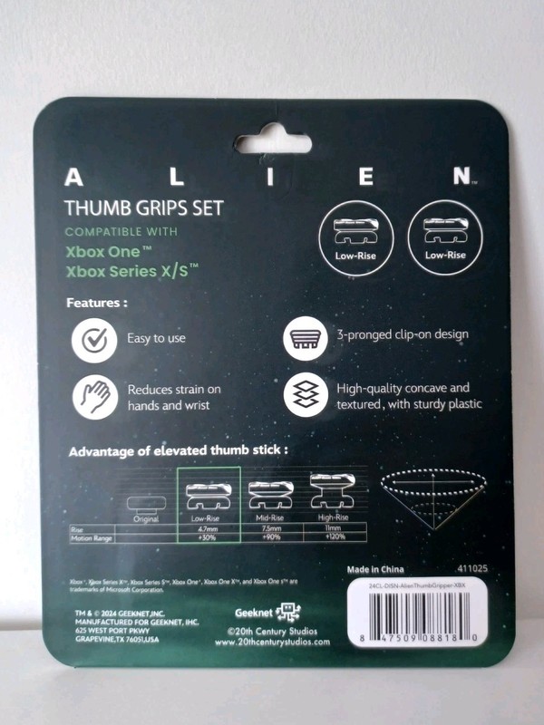 "Alien" GEEKNET (Low Rise Thumb Sticks for Xbox One/ SERIES X) (Brand New). gallery