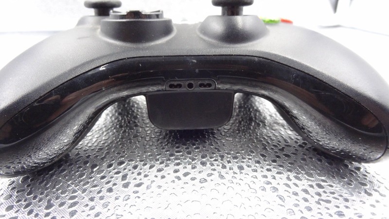 Microsoft NSF-00023 Gamepad for Xbox 360 - Black gallery