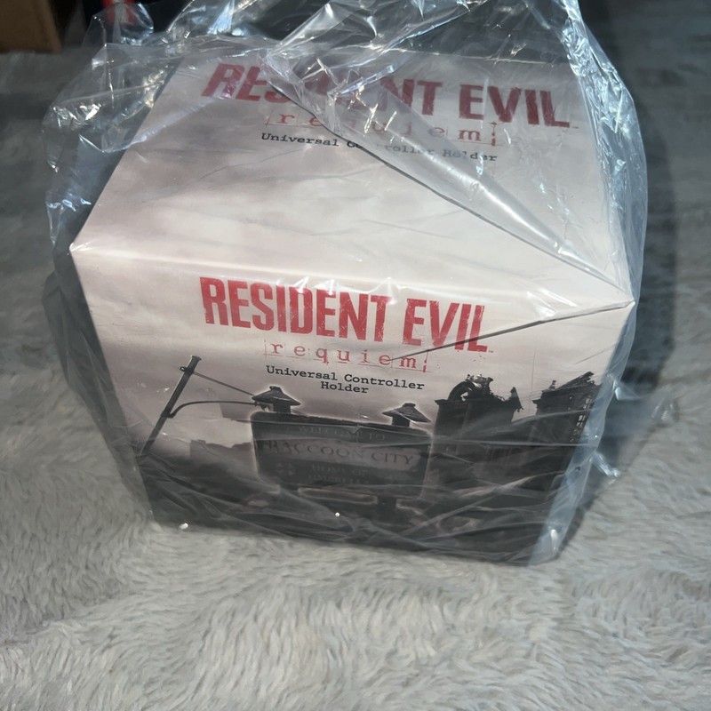 Resident Evil Requiem Universal Controller Holder PS5/Xbox/PC New HELPS STRAYS