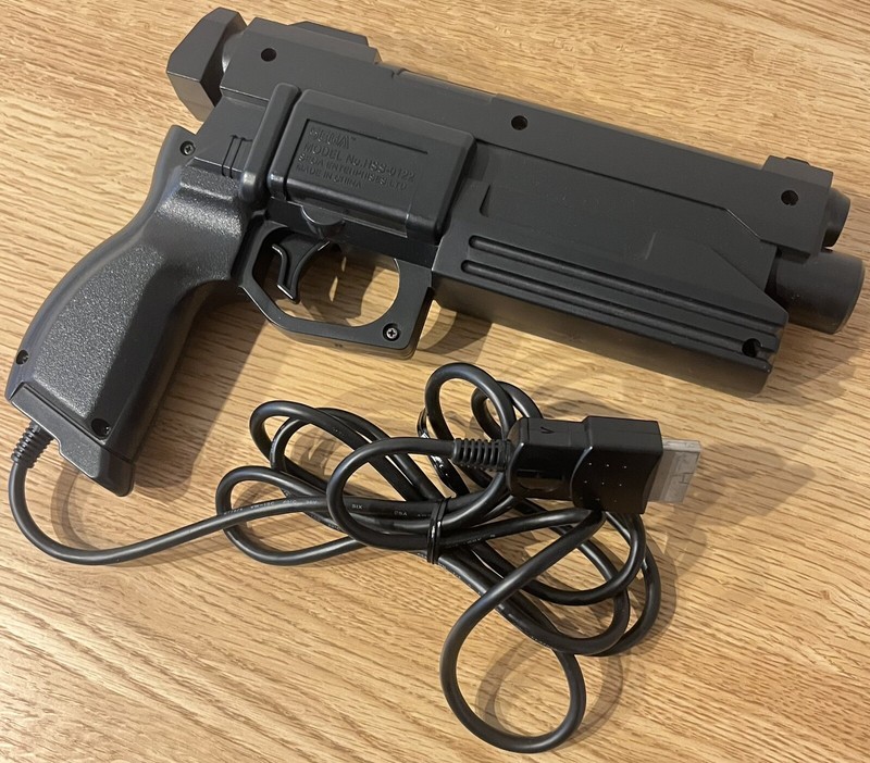 Sega Saturn VIRTUA GUN HSS-0122 Works fine CRT TV Only Import Japan gallery