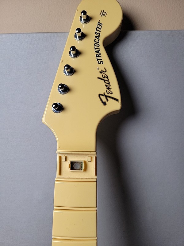 PS3 Harmonix Fender Stratocaster Guitar Hero Wireless 822151 FOR PARTS gallery