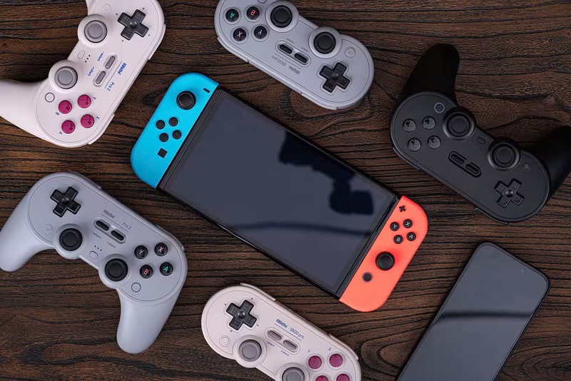 8BitDo - Pro 2 Bluetooth Controller with Hall Effect Joysticks - Black gallery