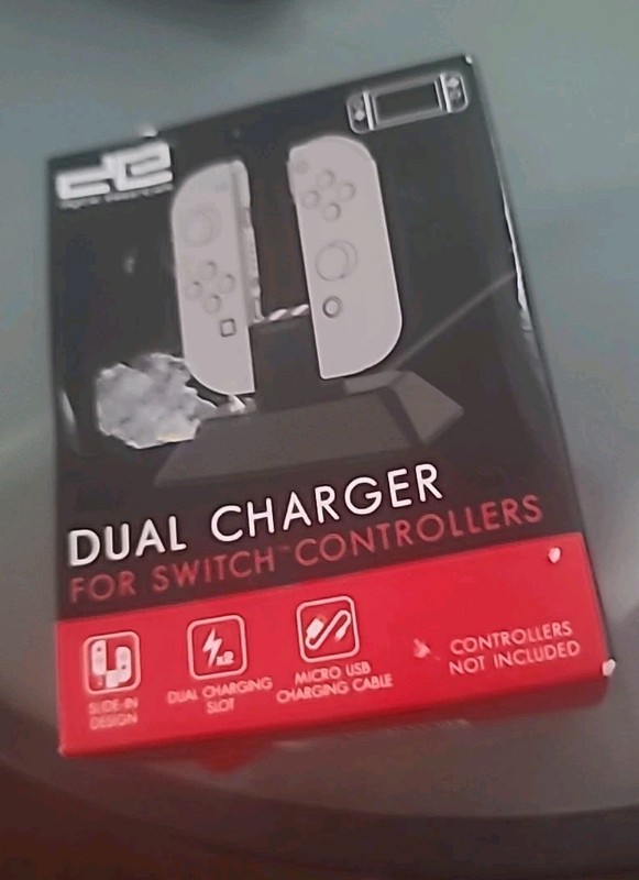 Digital Essentials Dual Charger for Switch Controllers *Slide-in Design*