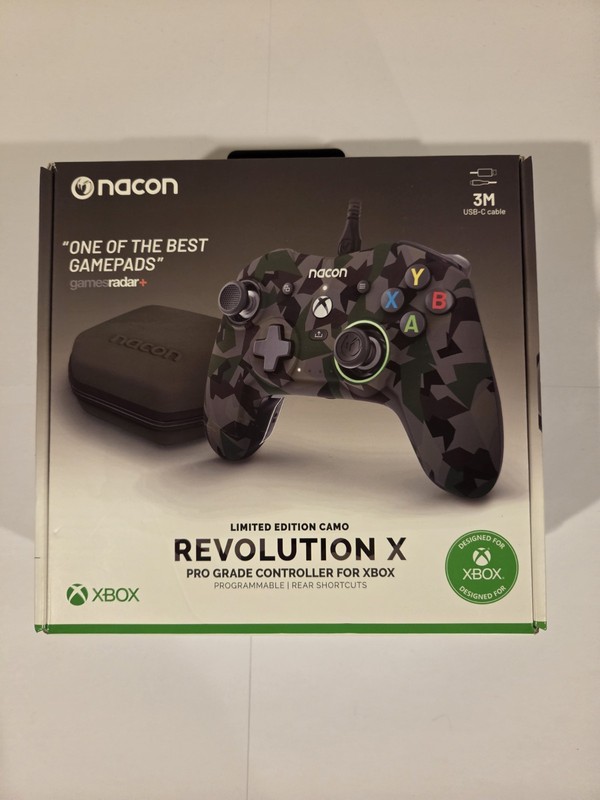 Nacon Revolution X Limited Edition Camo Wired USB-C Controller w/ Case. CIB