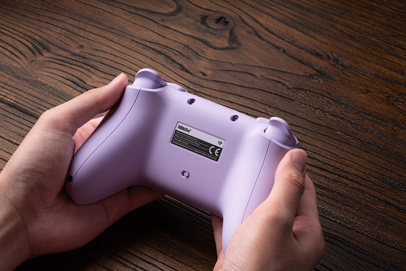 Ultimate 2C Wireless Controller for Windows PC and Android, with 1000 Hz Polling gallery