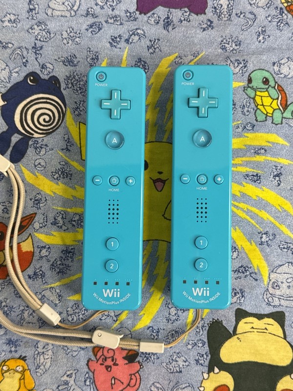 2 Nintendo Wii U Official Wii Remote Motion Plus Blue OEM RVL-036 Tested Working